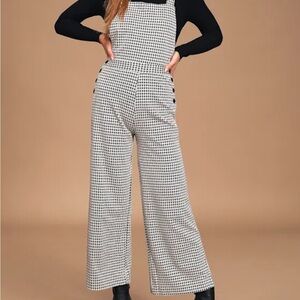 Amuse Society Romy Black and White Houndstooth Jumpsuit